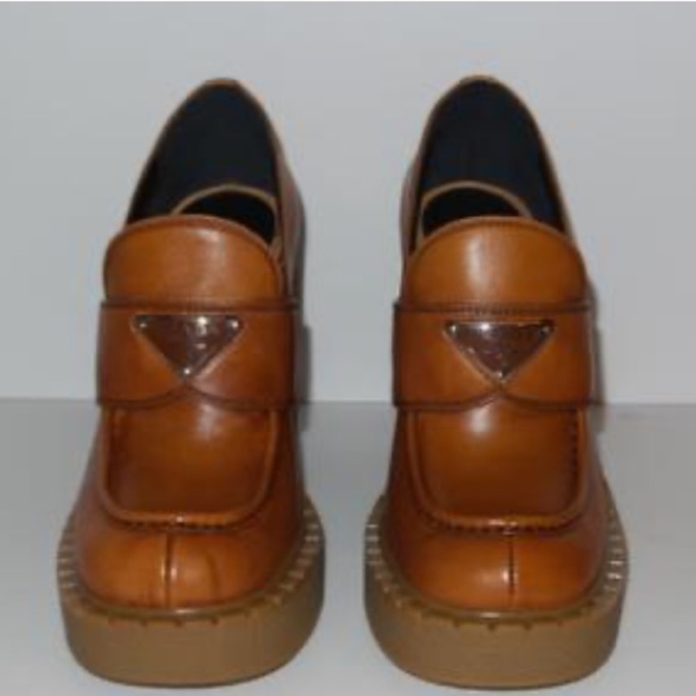 LIKE NEW - PRADA - Terracotta Logo Plaque Loafers - Size 38